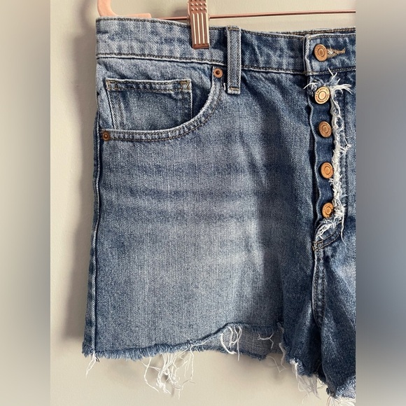 Lucky Brand Button Fly Super High Waist Raw Hem Lucky Pins Short - Picture 2 of 11